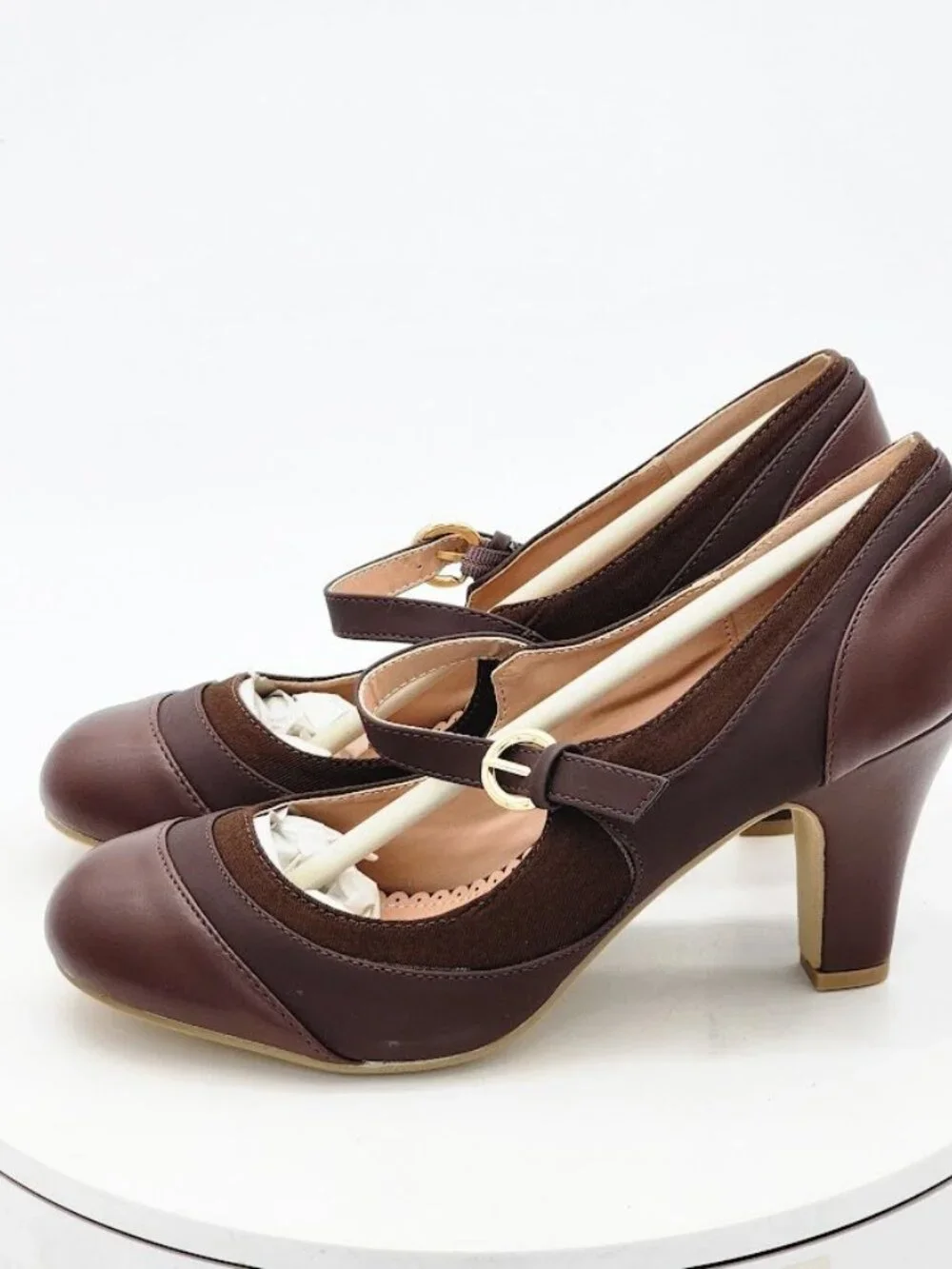 Journee Collection Siri Brown Mary Jane Pumps Round Toe Heels Women's Size 8.5